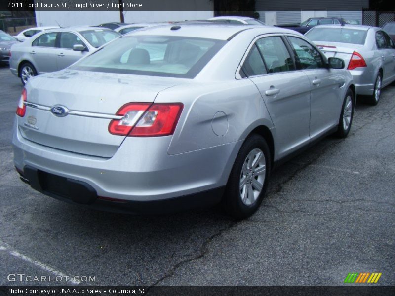 Ingot Silver / Light Stone 2011 Ford Taurus SE