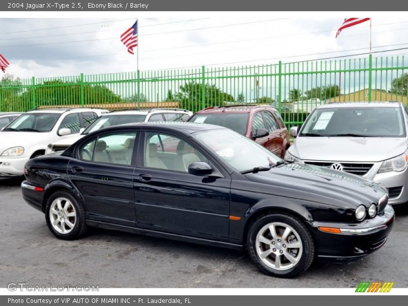 Ebony Black / Barley 2004 Jaguar X-Type 2.5