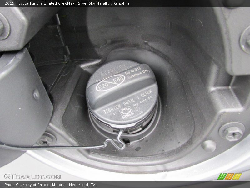 Silver Sky Metallic / Graphite 2015 Toyota Tundra Limited CrewMax