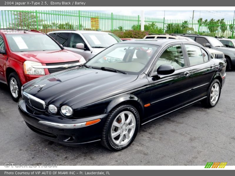 Ebony Black / Barley 2004 Jaguar X-Type 2.5