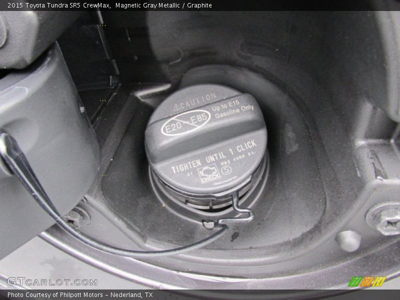 Magnetic Gray Metallic / Graphite 2015 Toyota Tundra SR5 CrewMax