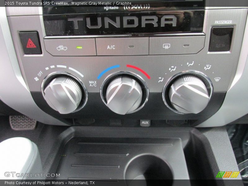Controls of 2015 Tundra SR5 CrewMax