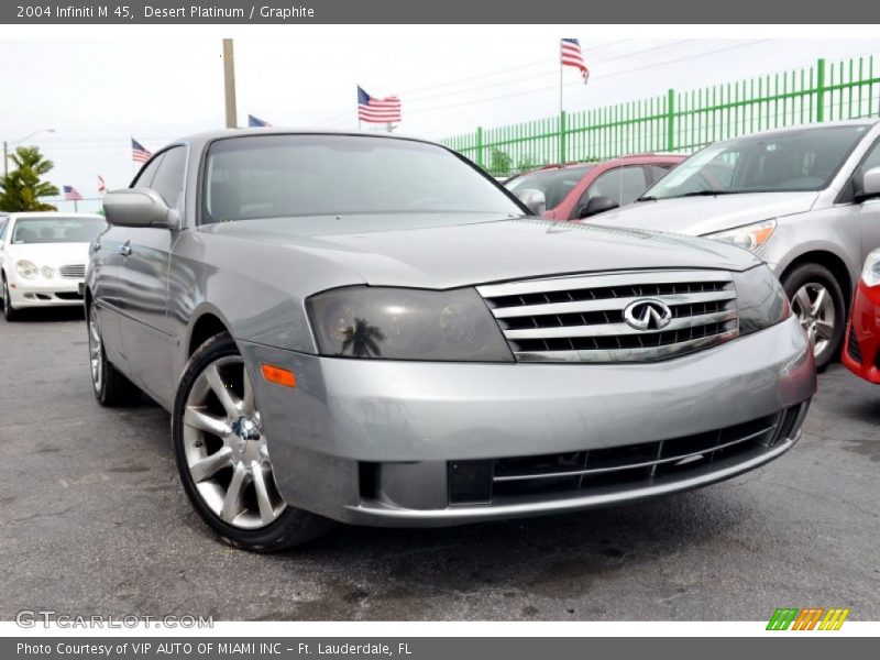 Front 3/4 View of 2004 M 45