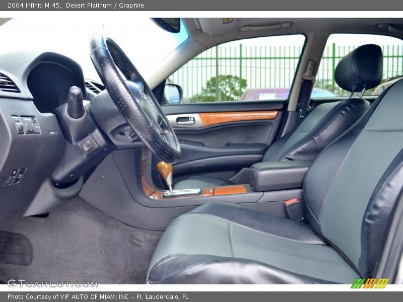 Front Seat of 2004 M 45