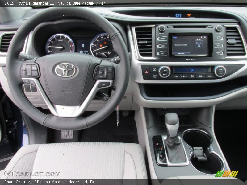 Nautical Blue Metallic / Ash 2015 Toyota Highlander LE