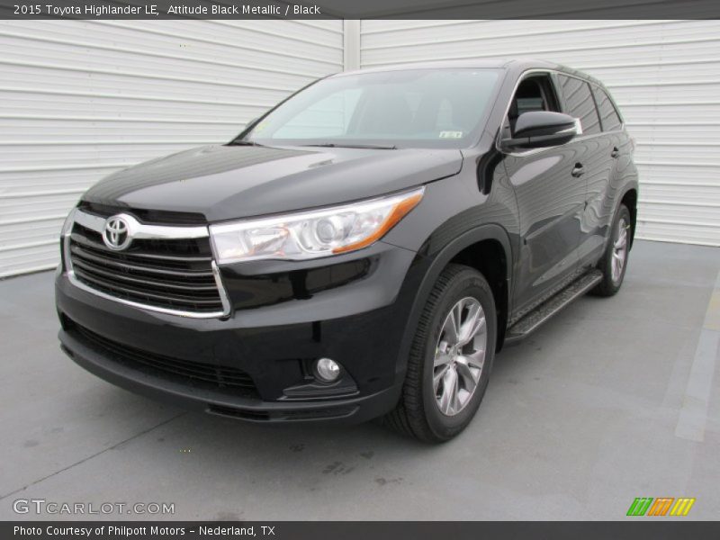 Attitude Black Metallic / Black 2015 Toyota Highlander LE