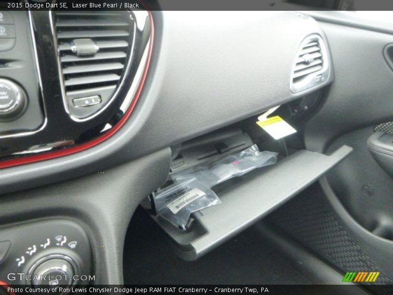 Laser Blue Pearl / Black 2015 Dodge Dart SE