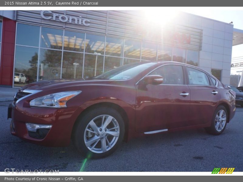 Cayenne Red / Charcoal 2015 Nissan Altima 2.5 SV