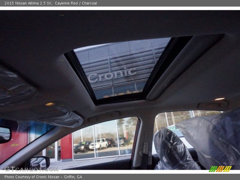 Cayenne Red / Charcoal 2015 Nissan Altima 2.5 SV