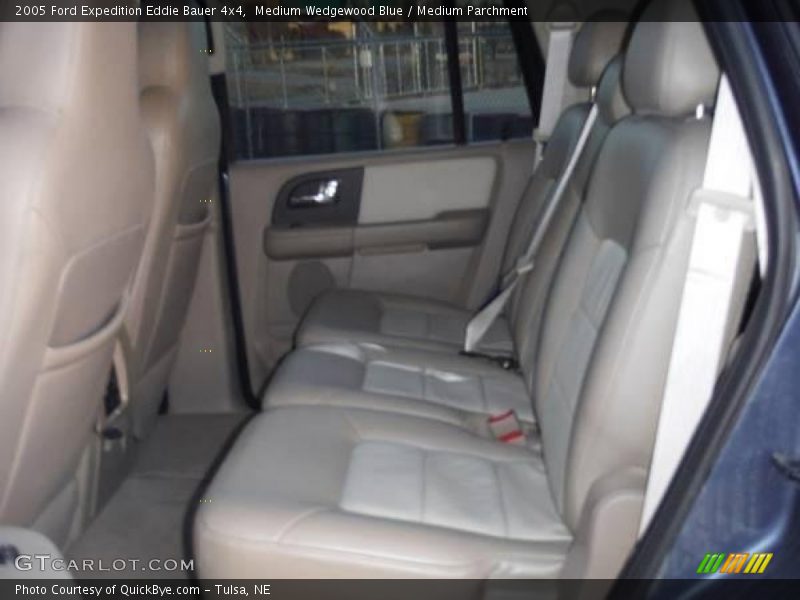 Medium Wedgewood Blue / Medium Parchment 2005 Ford Expedition Eddie Bauer 4x4