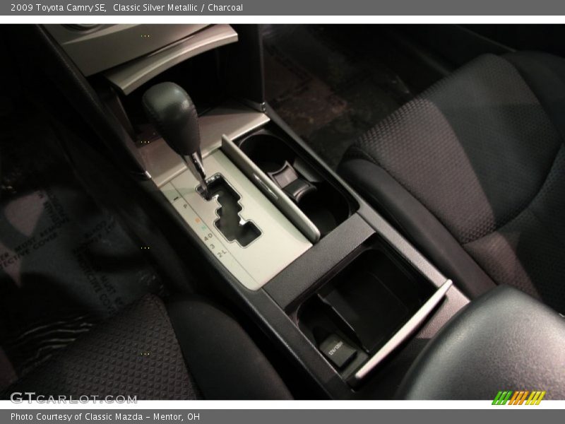 Classic Silver Metallic / Charcoal 2009 Toyota Camry SE