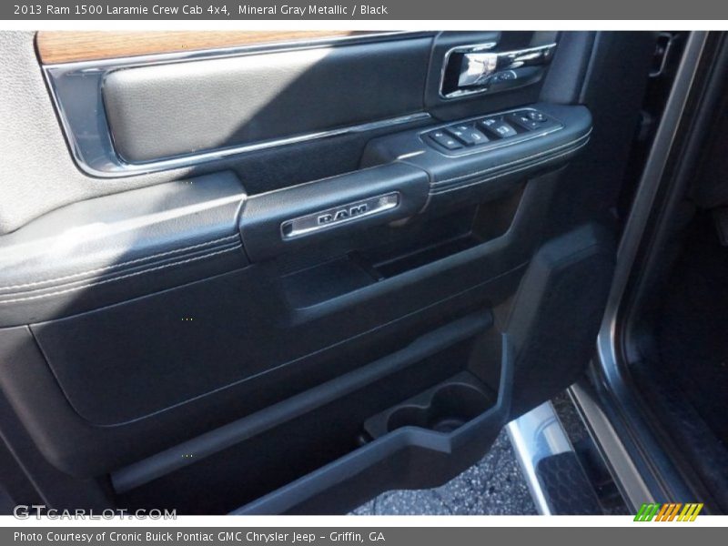 Mineral Gray Metallic / Black 2013 Ram 1500 Laramie Crew Cab 4x4
