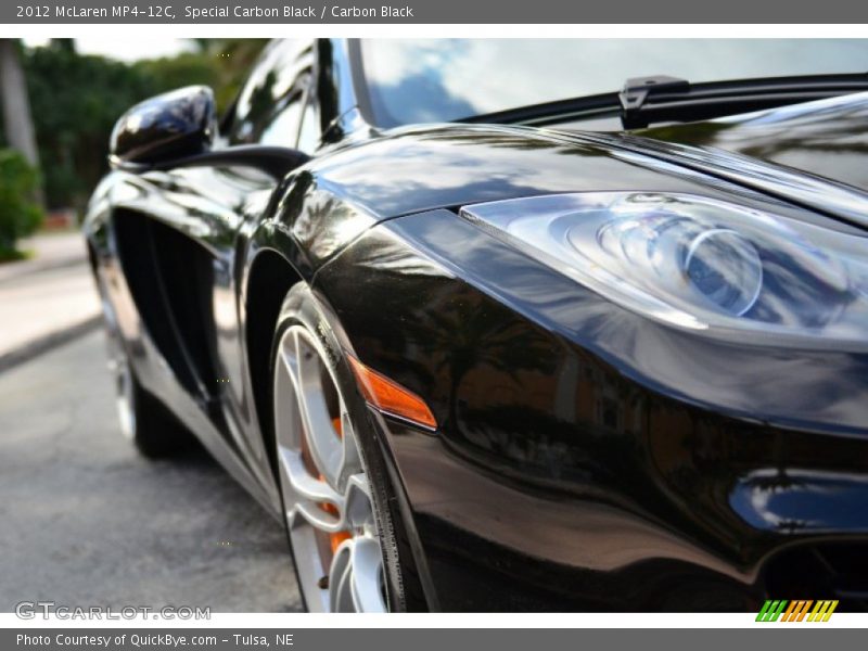 Special Carbon Black / Carbon Black 2012 McLaren MP4-12C