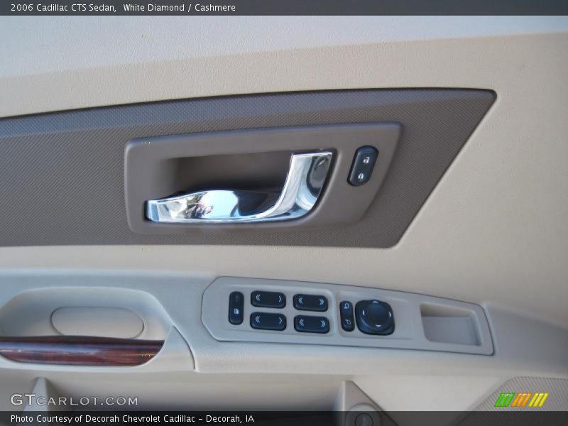 White Diamond / Cashmere 2006 Cadillac CTS Sedan