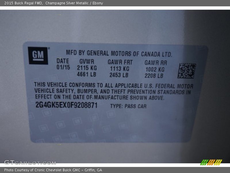 Champagne Silver Metallic / Ebony 2015 Buick Regal FWD