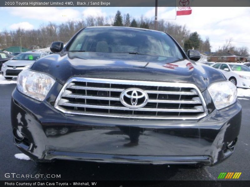 Black / Sand Beige 2010 Toyota Highlander Limited 4WD
