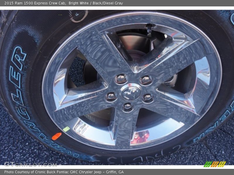 Bright White / Black/Diesel Gray 2015 Ram 1500 Express Crew Cab