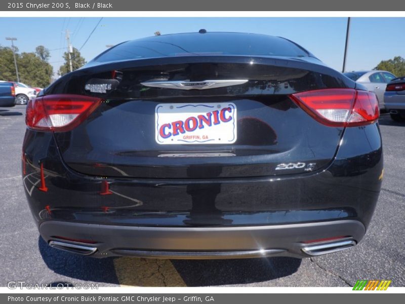 Black / Black 2015 Chrysler 200 S