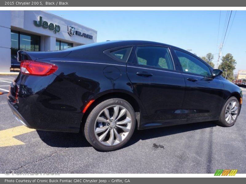 Black / Black 2015 Chrysler 200 S