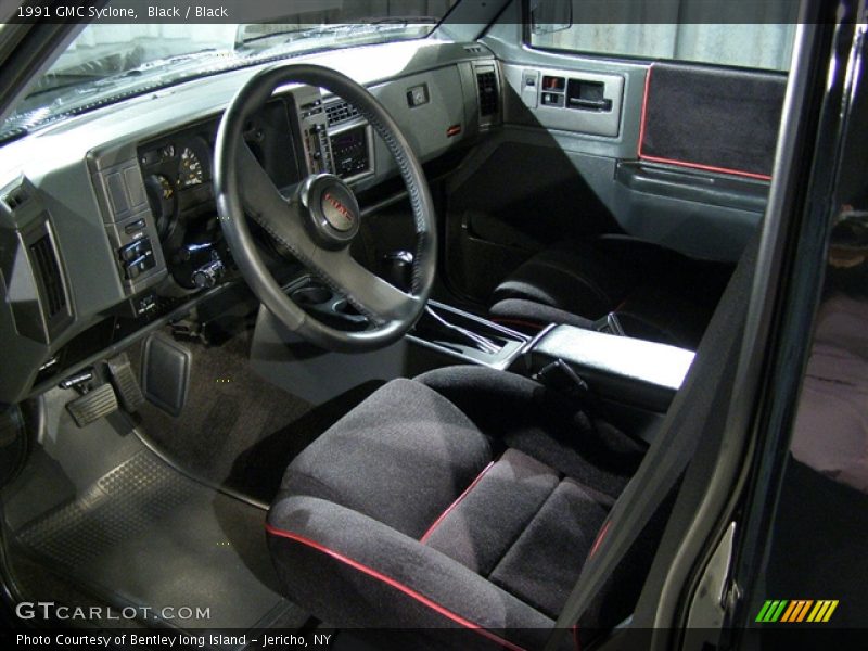 1991 GMC Syclone Black / Black with Red Piping, Interior - 1991 GMC Syclone 