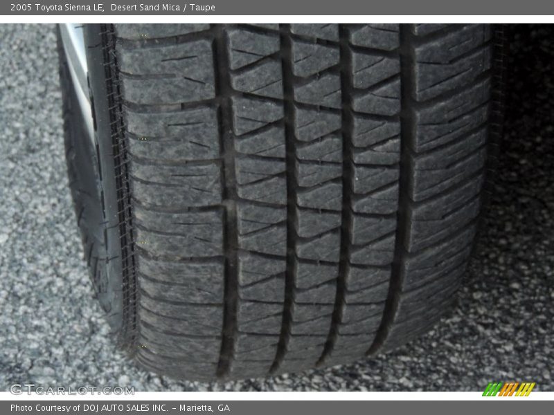 Desert Sand Mica / Taupe 2005 Toyota Sienna LE