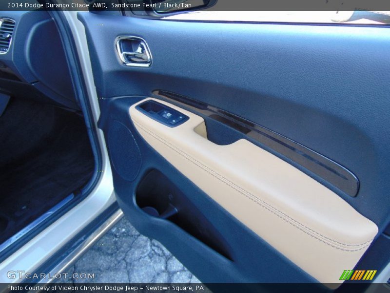 Sandstone Pearl / Black/Tan 2014 Dodge Durango Citadel AWD