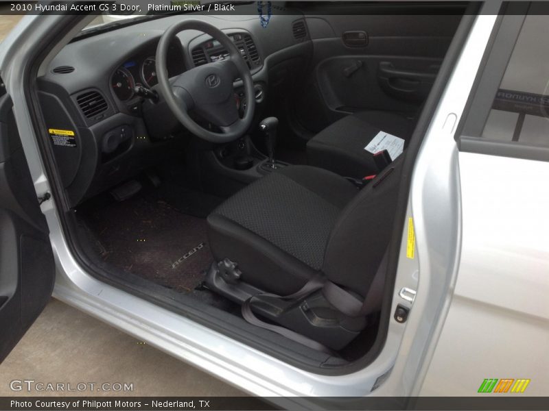 Platinum Silver / Black 2010 Hyundai Accent GS 3 Door