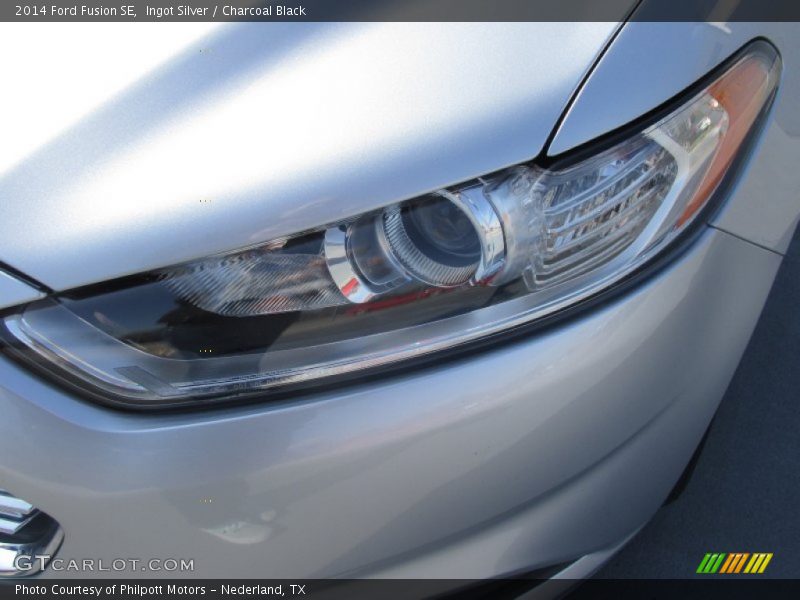 Ingot Silver / Charcoal Black 2014 Ford Fusion SE