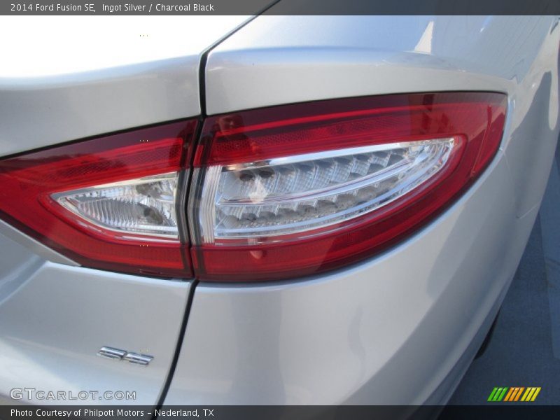 Ingot Silver / Charcoal Black 2014 Ford Fusion SE