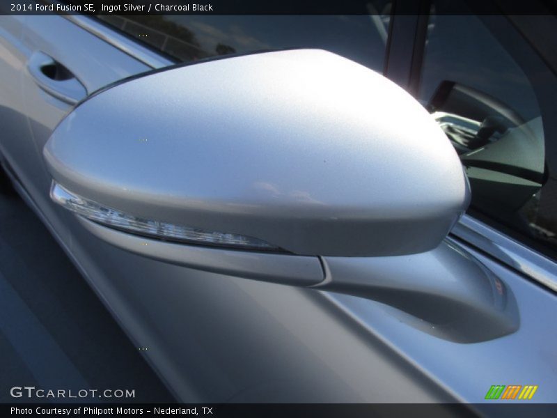 Ingot Silver / Charcoal Black 2014 Ford Fusion SE
