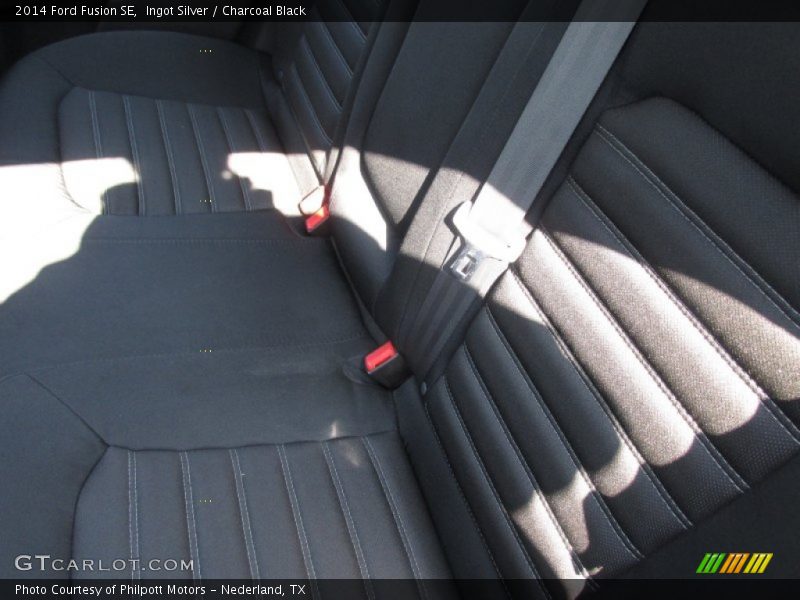 Ingot Silver / Charcoal Black 2014 Ford Fusion SE