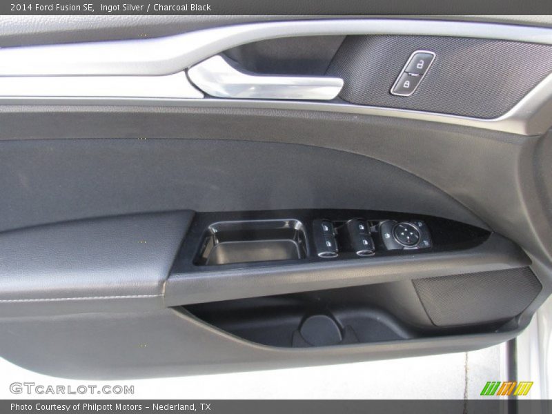 Ingot Silver / Charcoal Black 2014 Ford Fusion SE