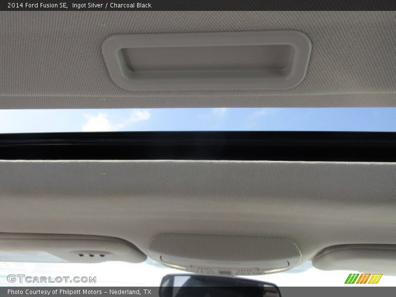 Ingot Silver / Charcoal Black 2014 Ford Fusion SE