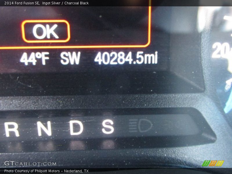 Ingot Silver / Charcoal Black 2014 Ford Fusion SE