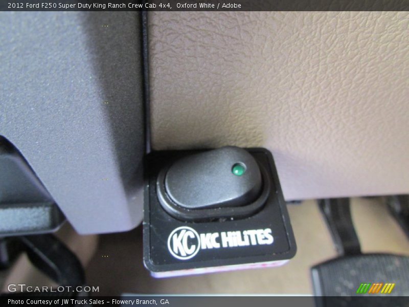 Oxford White / Adobe 2012 Ford F250 Super Duty King Ranch Crew Cab 4x4