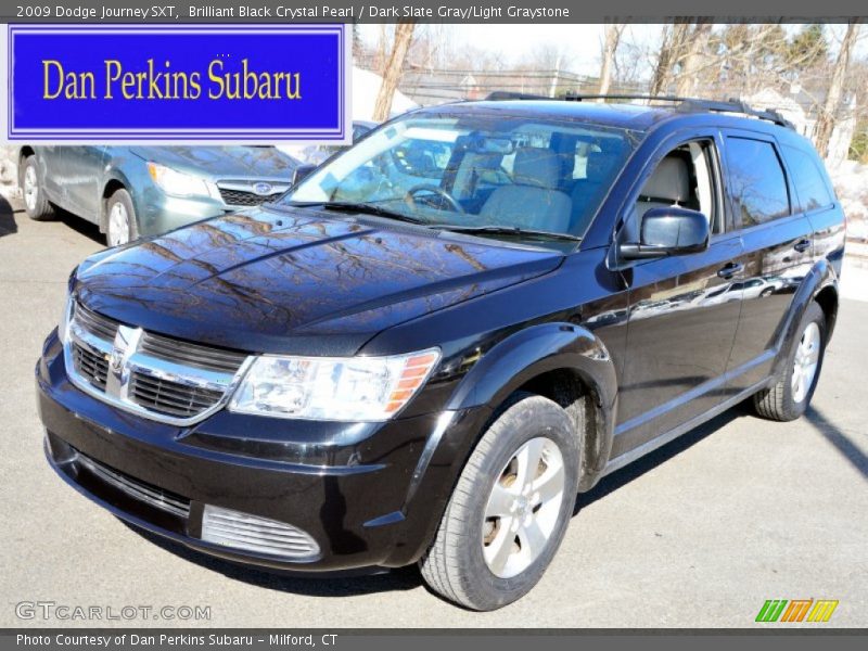 Brilliant Black Crystal Pearl / Dark Slate Gray/Light Graystone 2009 Dodge Journey SXT