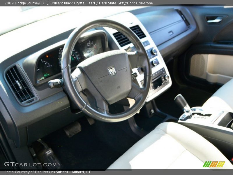 Brilliant Black Crystal Pearl / Dark Slate Gray/Light Graystone 2009 Dodge Journey SXT