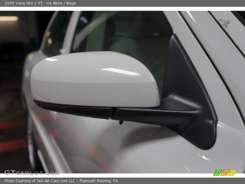 Ice White / Beige 2006 Volvo S60 2.5T