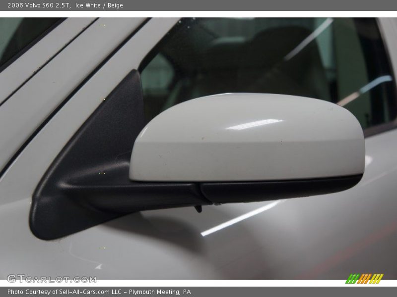 Ice White / Beige 2006 Volvo S60 2.5T
