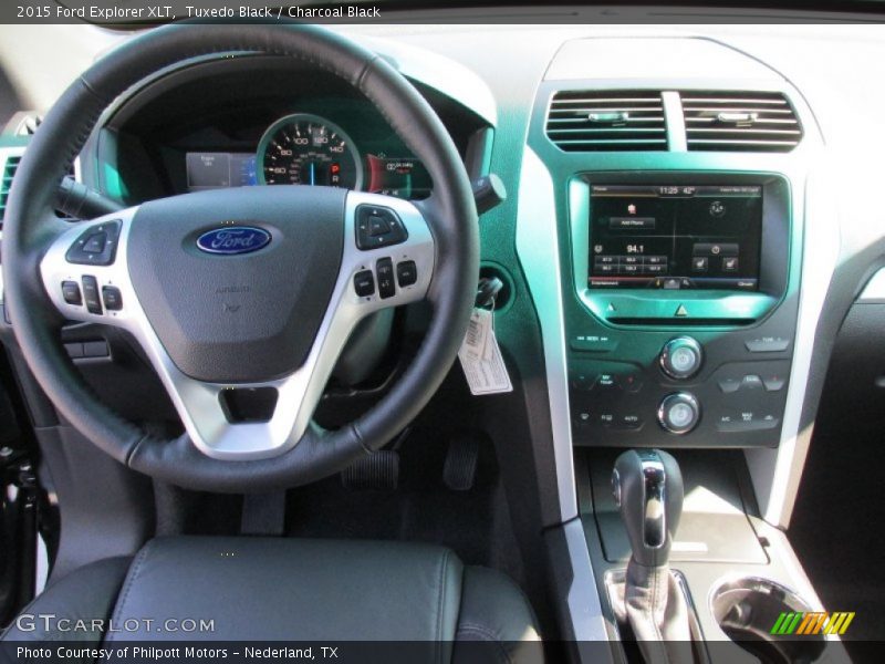 Tuxedo Black / Charcoal Black 2015 Ford Explorer XLT
