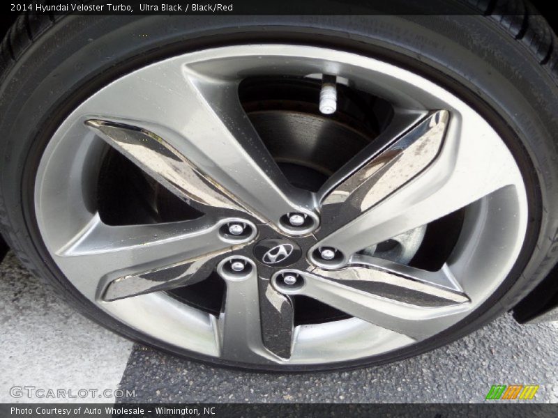 Ultra Black / Black/Red 2014 Hyundai Veloster Turbo