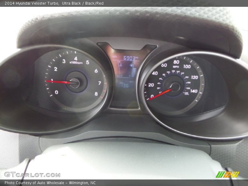 Ultra Black / Black/Red 2014 Hyundai Veloster Turbo