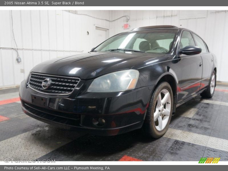 Super Black / Blond 2005 Nissan Altima 3.5 SE