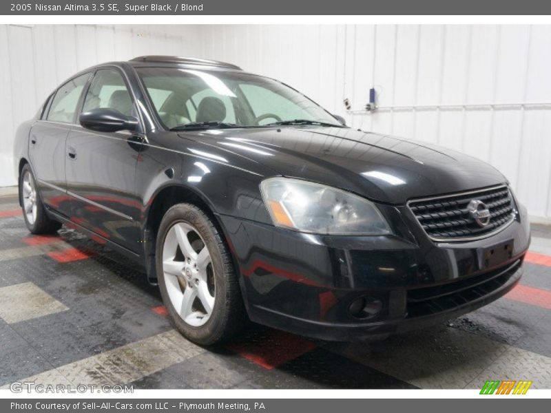 Super Black / Blond 2005 Nissan Altima 3.5 SE