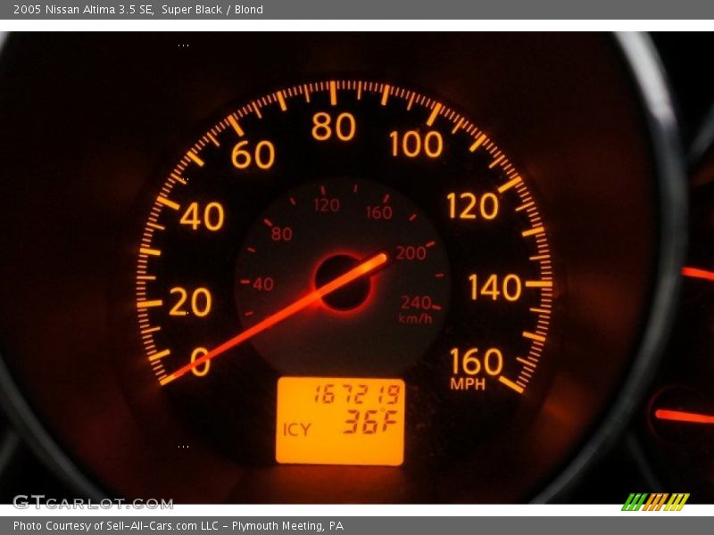 Super Black / Blond 2005 Nissan Altima 3.5 SE