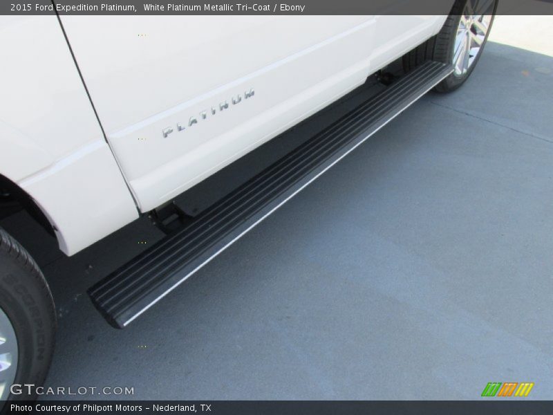 White Platinum Metallic Tri-Coat / Ebony 2015 Ford Expedition Platinum