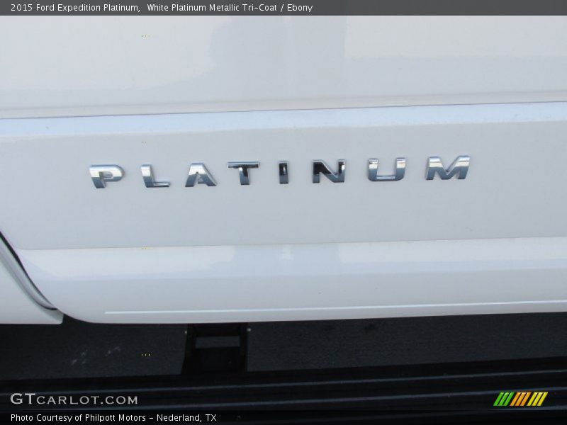 White Platinum Metallic Tri-Coat / Ebony 2015 Ford Expedition Platinum