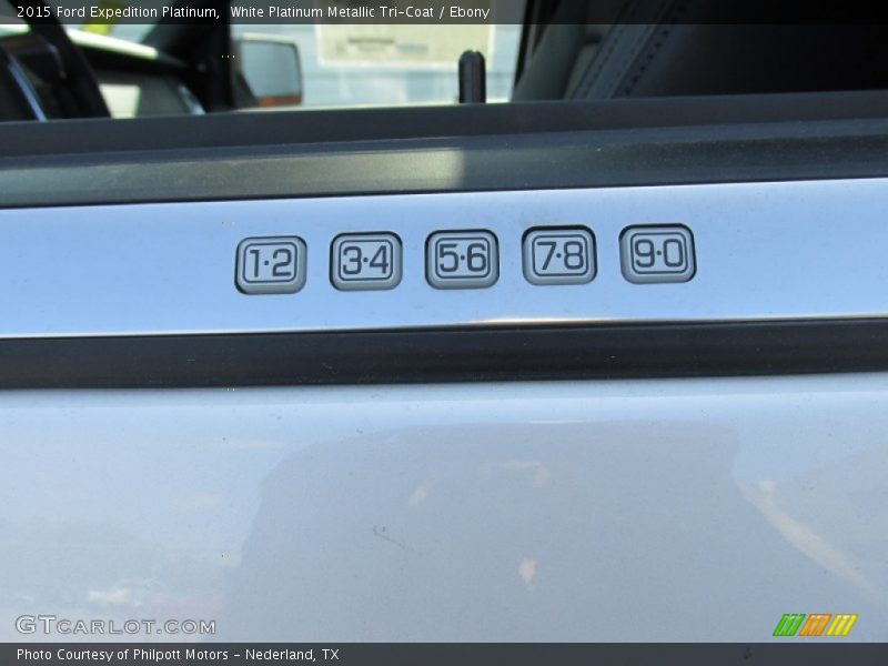 White Platinum Metallic Tri-Coat / Ebony 2015 Ford Expedition Platinum