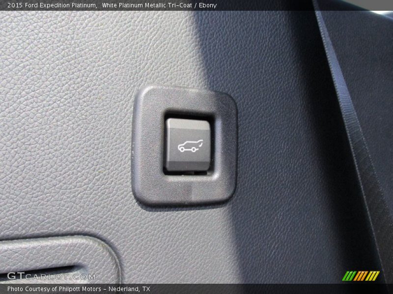 White Platinum Metallic Tri-Coat / Ebony 2015 Ford Expedition Platinum
