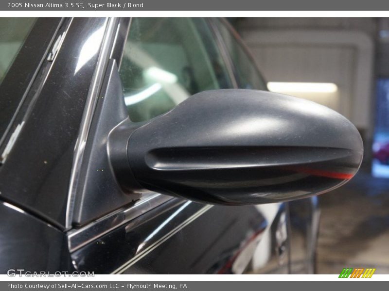 Super Black / Blond 2005 Nissan Altima 3.5 SE
